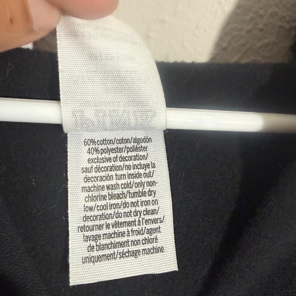 Pink VS University of Washington Huskies Rhinestone Lightweight Hoodie Pullover - Picture 5 of 7